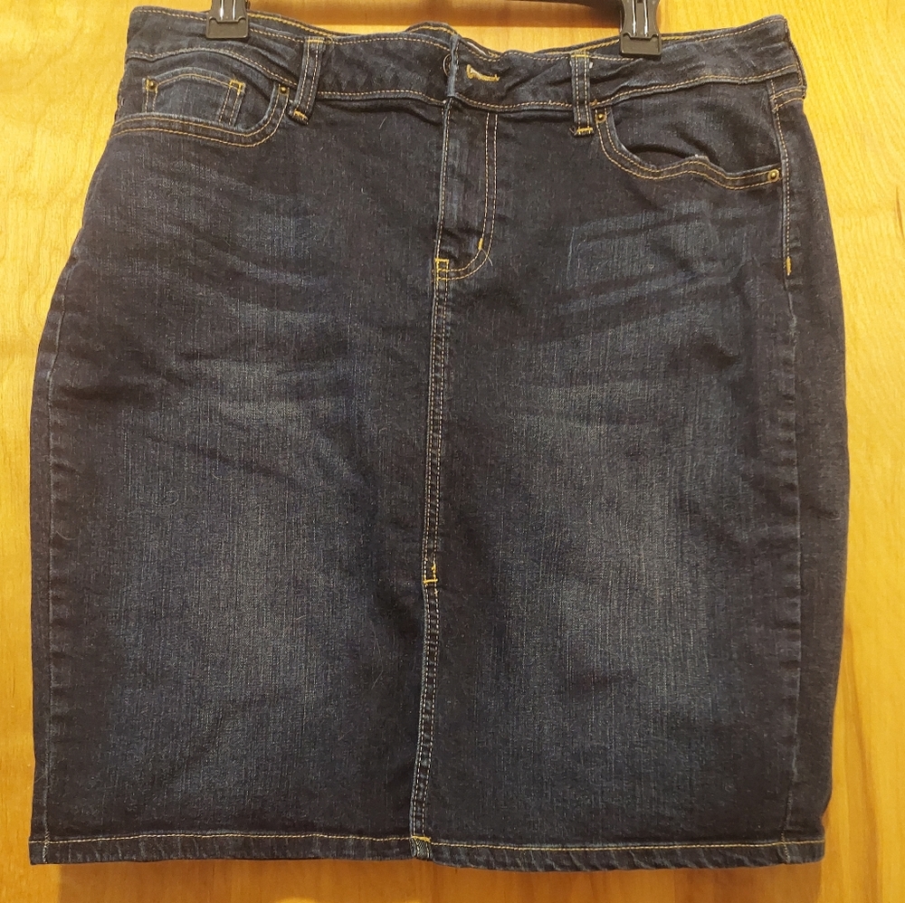 GAP Shirt Denim Skirt